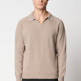 Polo scollo a V rasato in lana e cashmere fin.12