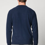 Polo scollo a V rasato in lana e cashmere fin.12