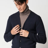 Cardigan con cuciture esterne in lana fin.5